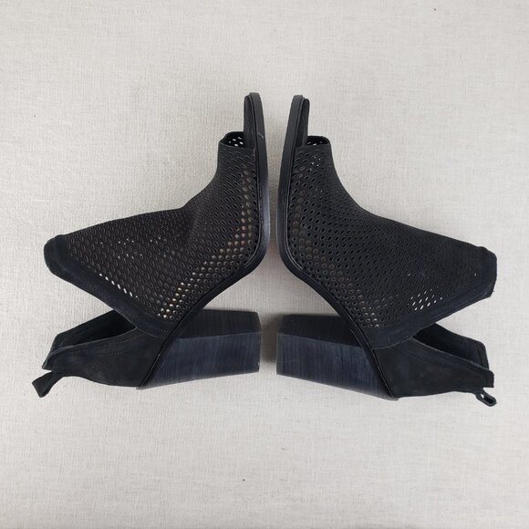 Vince Camuto Kensa Peep Toe Heeled Booties Black Perforated Low Side Size 11 - Picture 9 of 13
